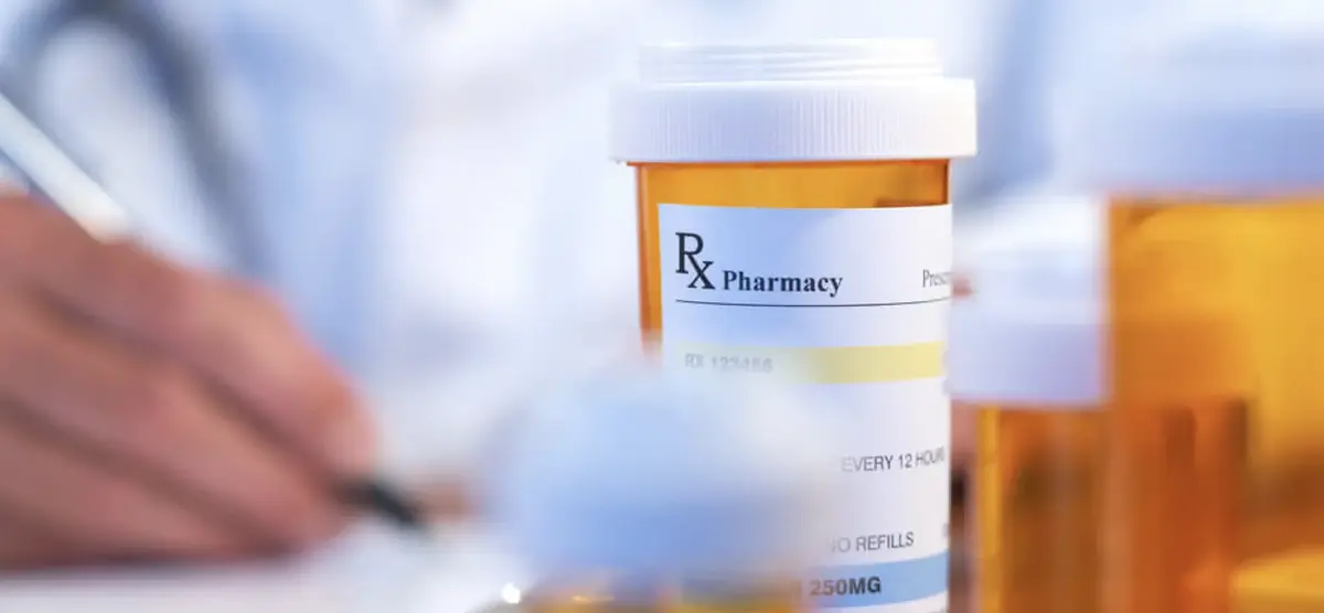 Enhancing the effect of cash buyback on the return of unused opioid pills